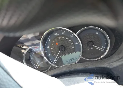 2016 Toyota Corolla Le z USA, uszkodzony, nr VIN 2T1BURHEXGC558715